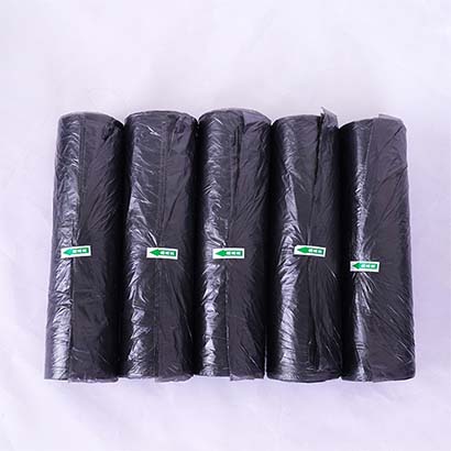 Contractor Trash Bags On Rolls
