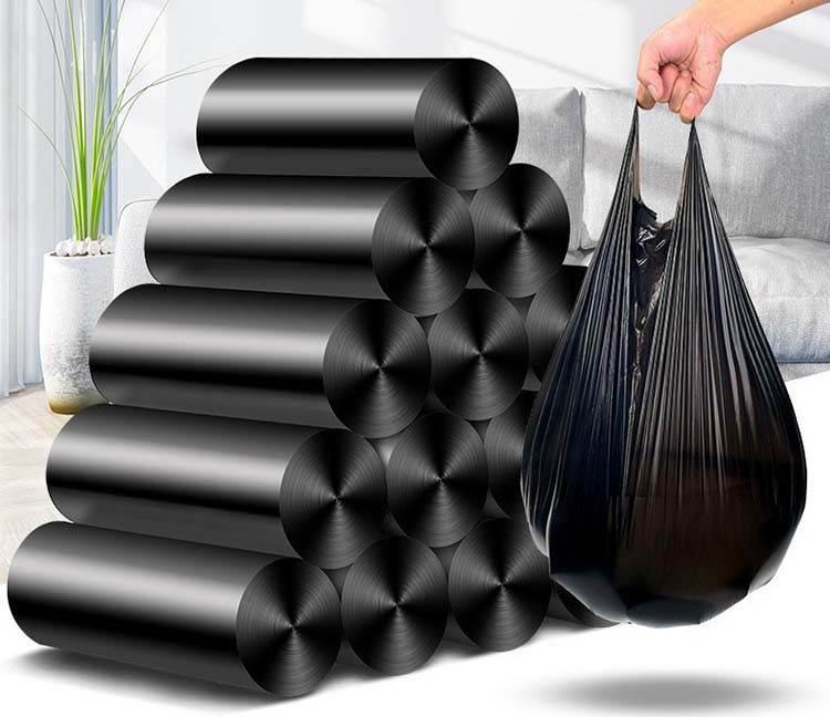Black drawstring trash bags1