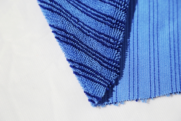 microfiber knitted pile fabrics