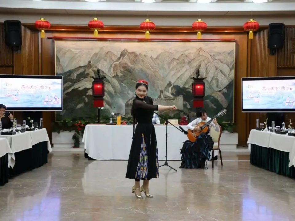 Hubei Tea Industry Group Debuts at the "Tea and the World · Chu Tian Good Tea" Cultural Event in the UK