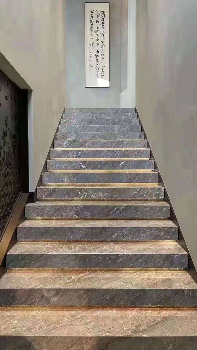 大理石楼梯