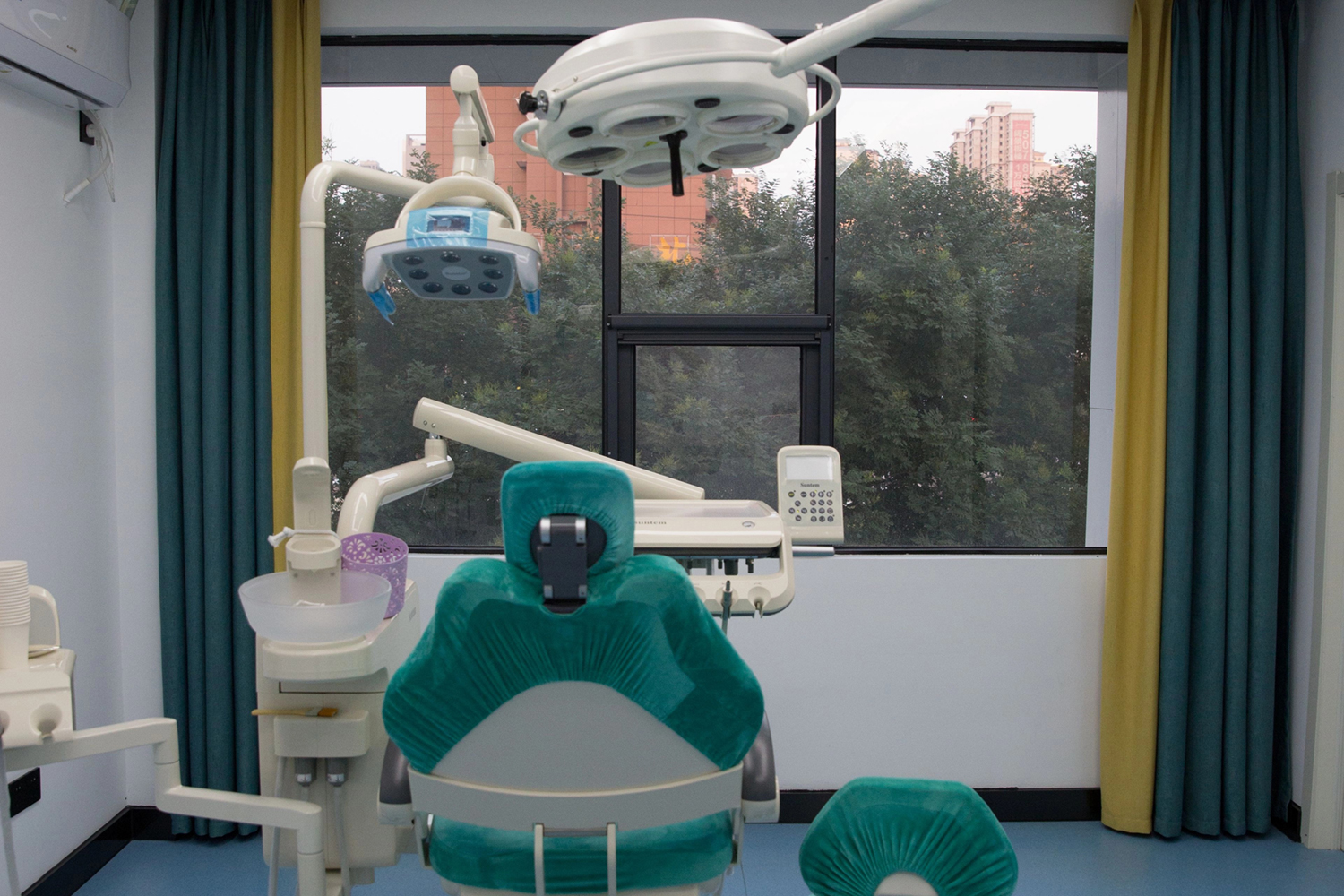 宝龙分院治疗间 (1)