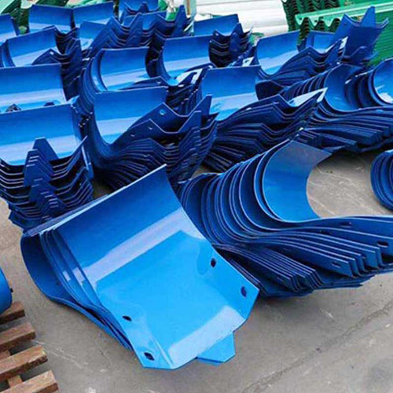 高速护栏板喷塑端头