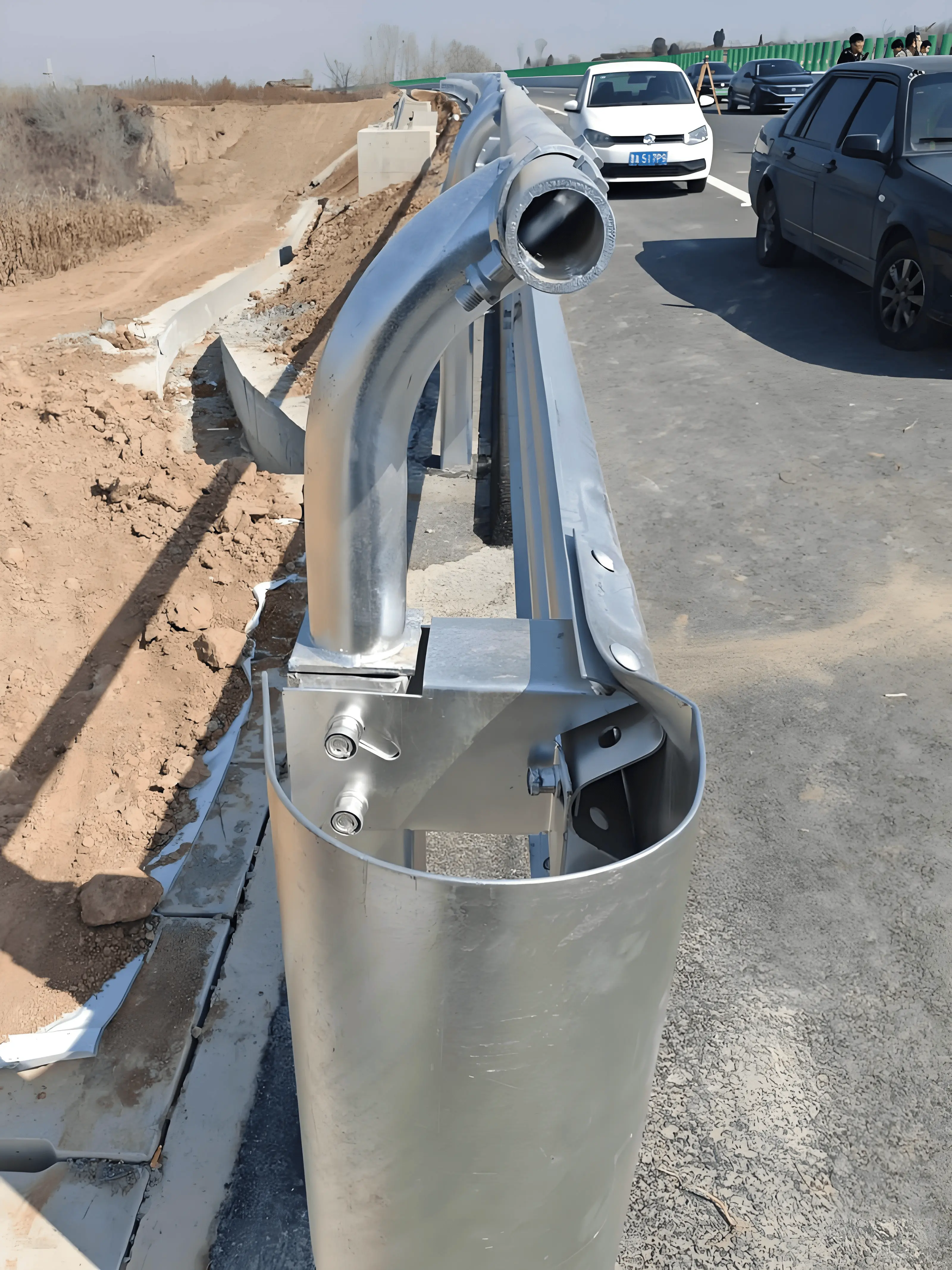 护栏板-牛角护栏