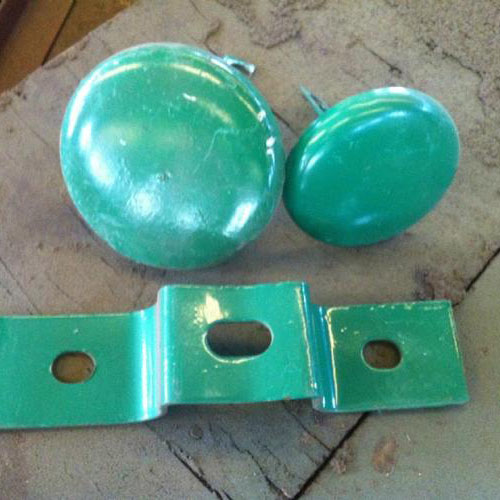 高速护栏板配件 柱帽托架