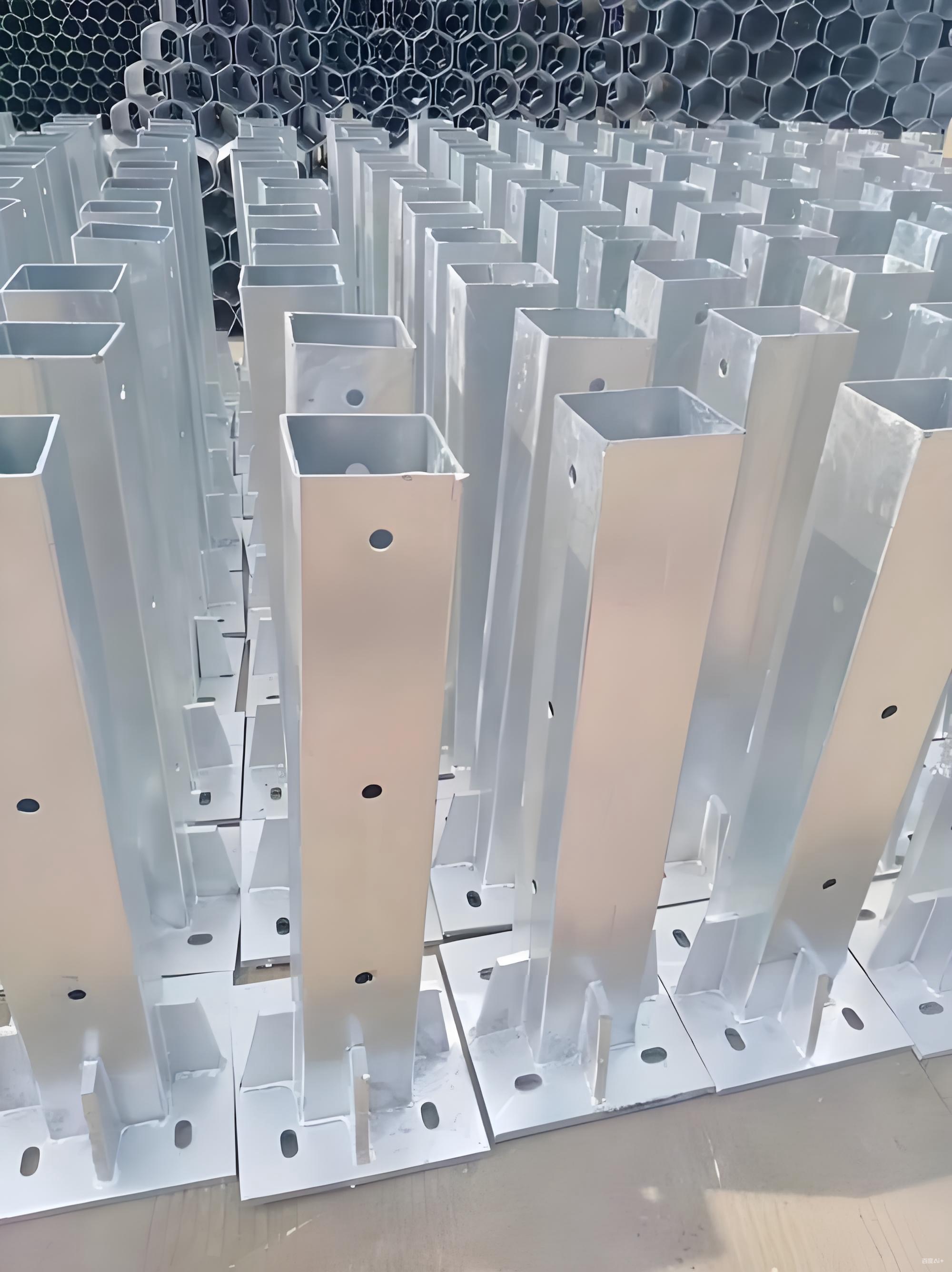 波形护栏方立柱厂家