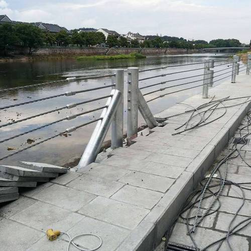 缆索栏杆 柔性山路钢丝绳护栏