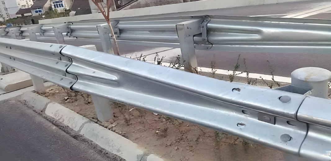 波形护栏三变二过渡板