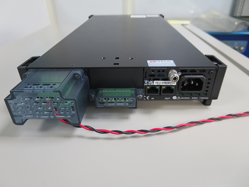 可调数字电源-侧面2x