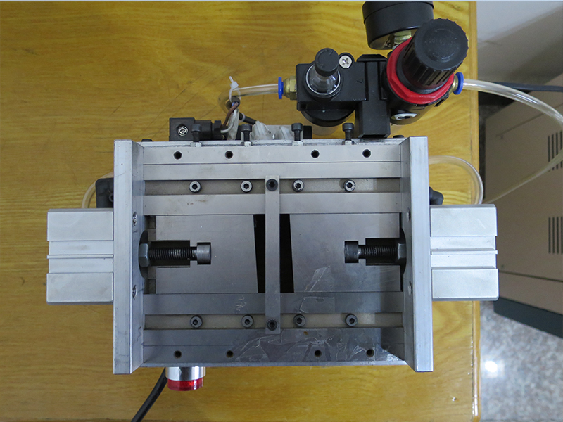 剪脚机正面（南平三金）-1x