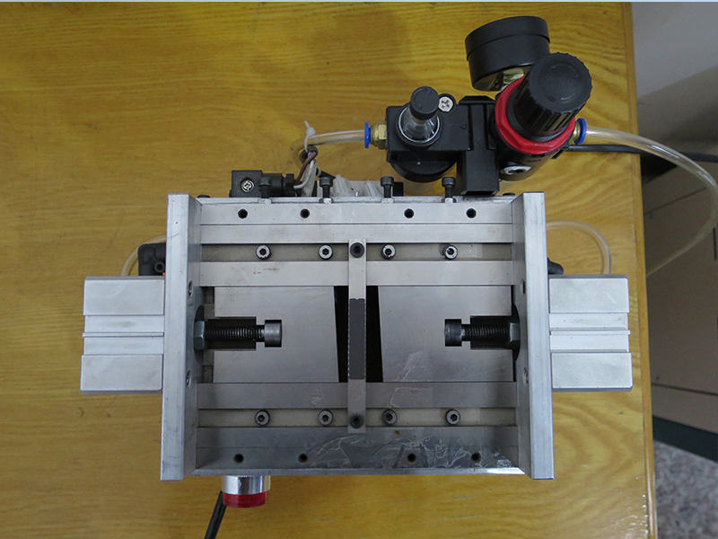剪脚机正面（南平三金）-2x