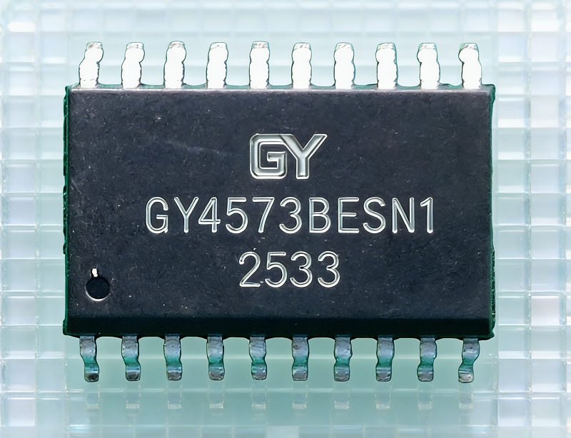 GY4573