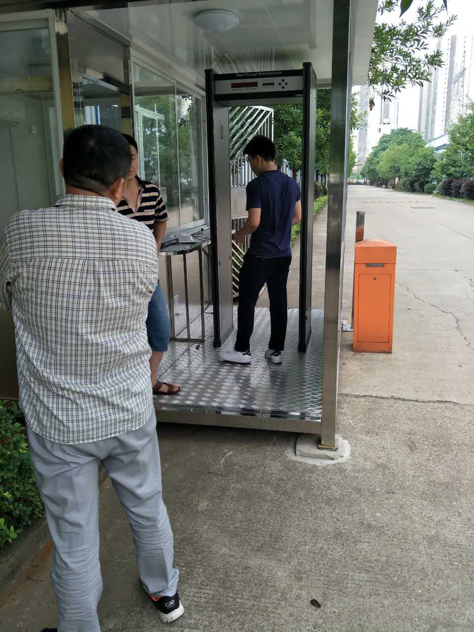 湖南安检门安装公司提醒：疫情防控人人有责！