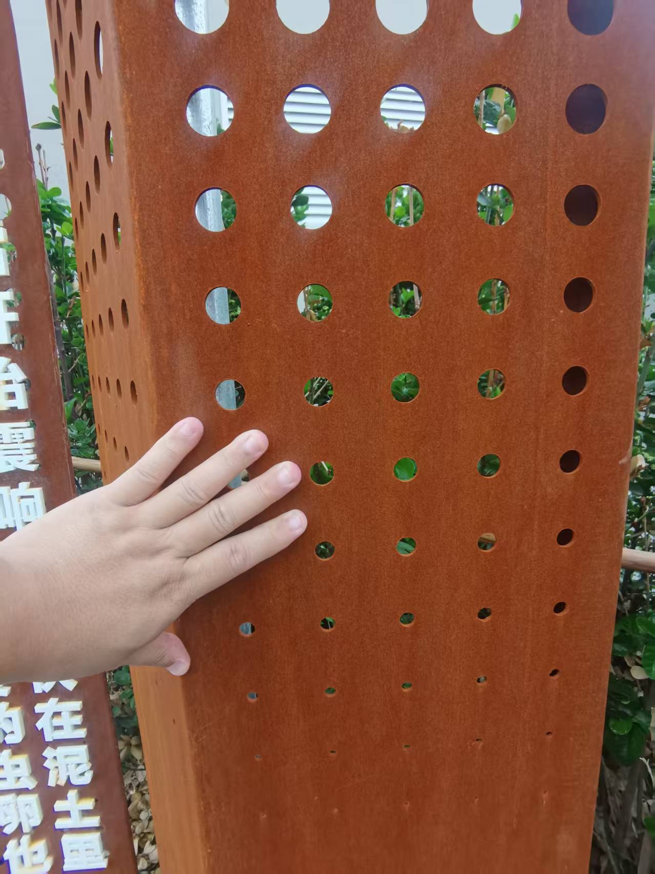 耐候钢板和普通钢板的区别_核心差异一文看懂