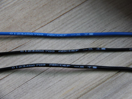 微字符白墨水机喷样