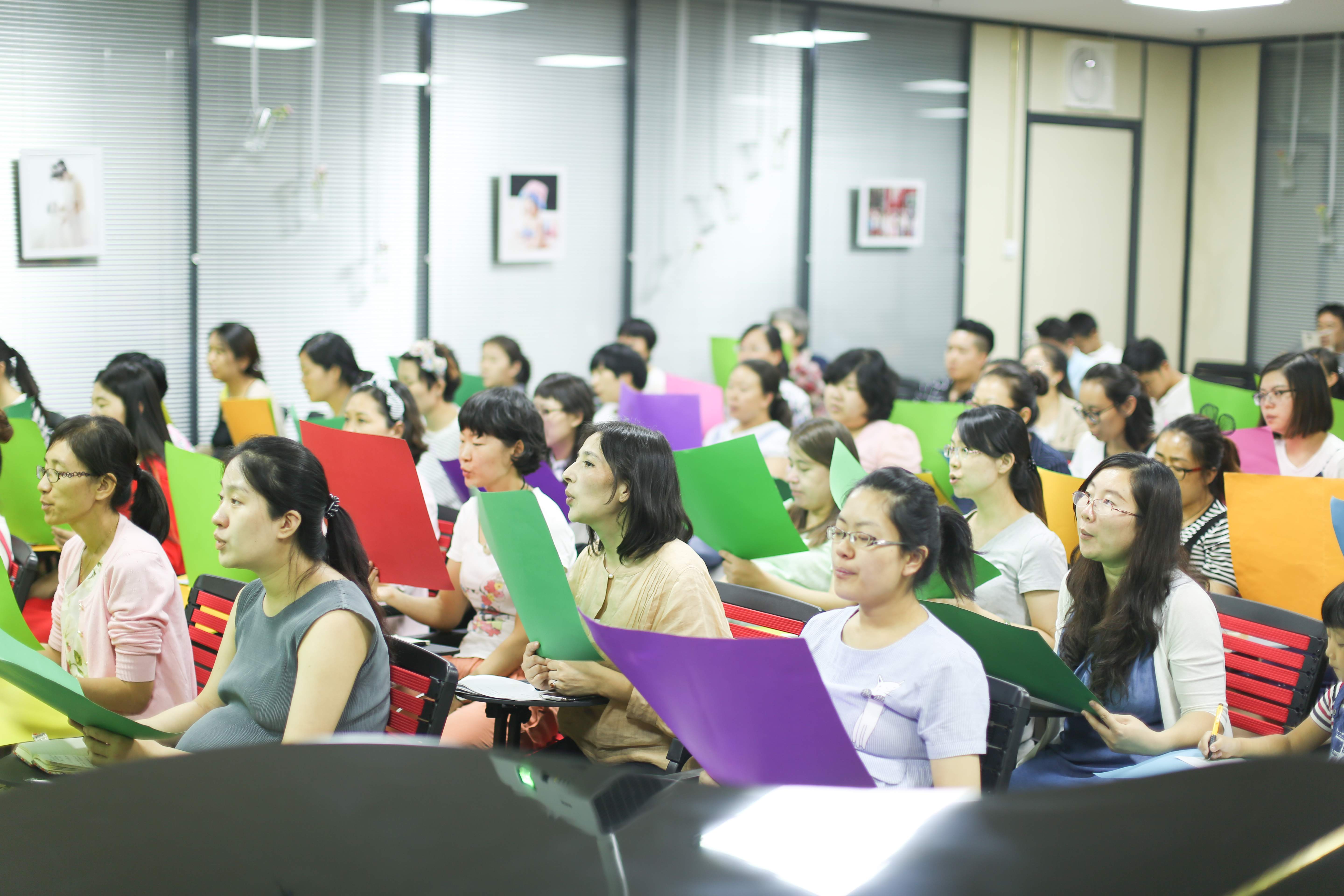 胎儿感知觉发育时间轴！28 周解锁视觉，感官发育决定未来综合能力