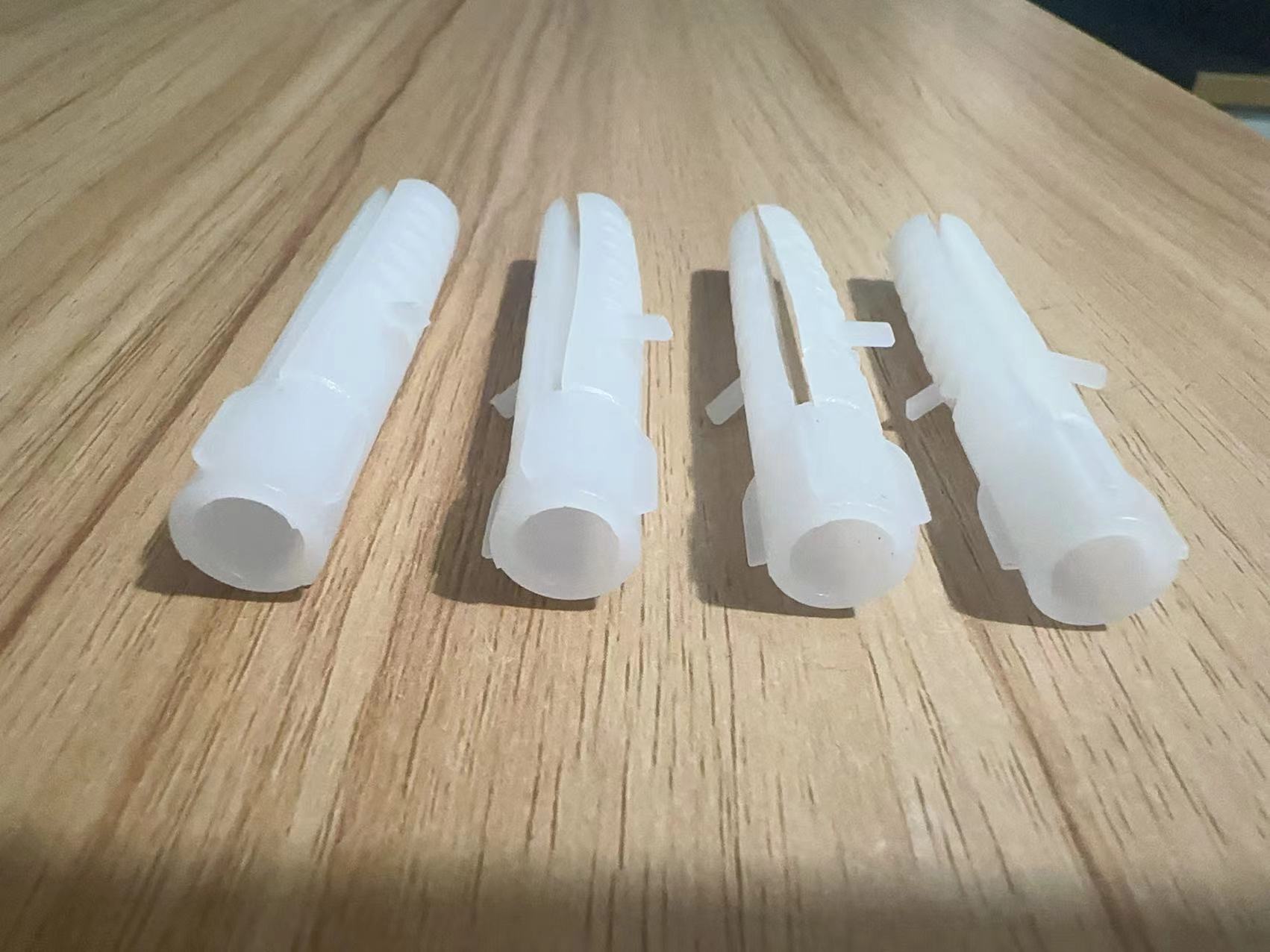 黑板配件胀塞注塑加工