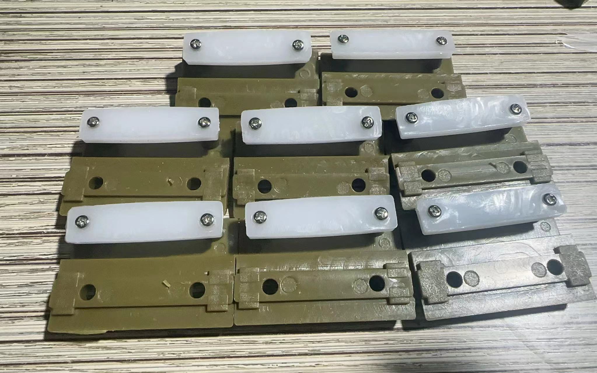 黑板配件下滑块