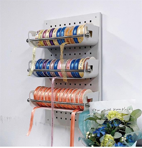 Wall-mounted Ribbon Display Stand