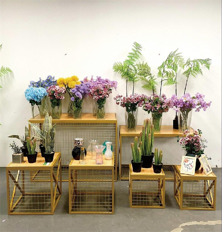 Six-piece combined display rack