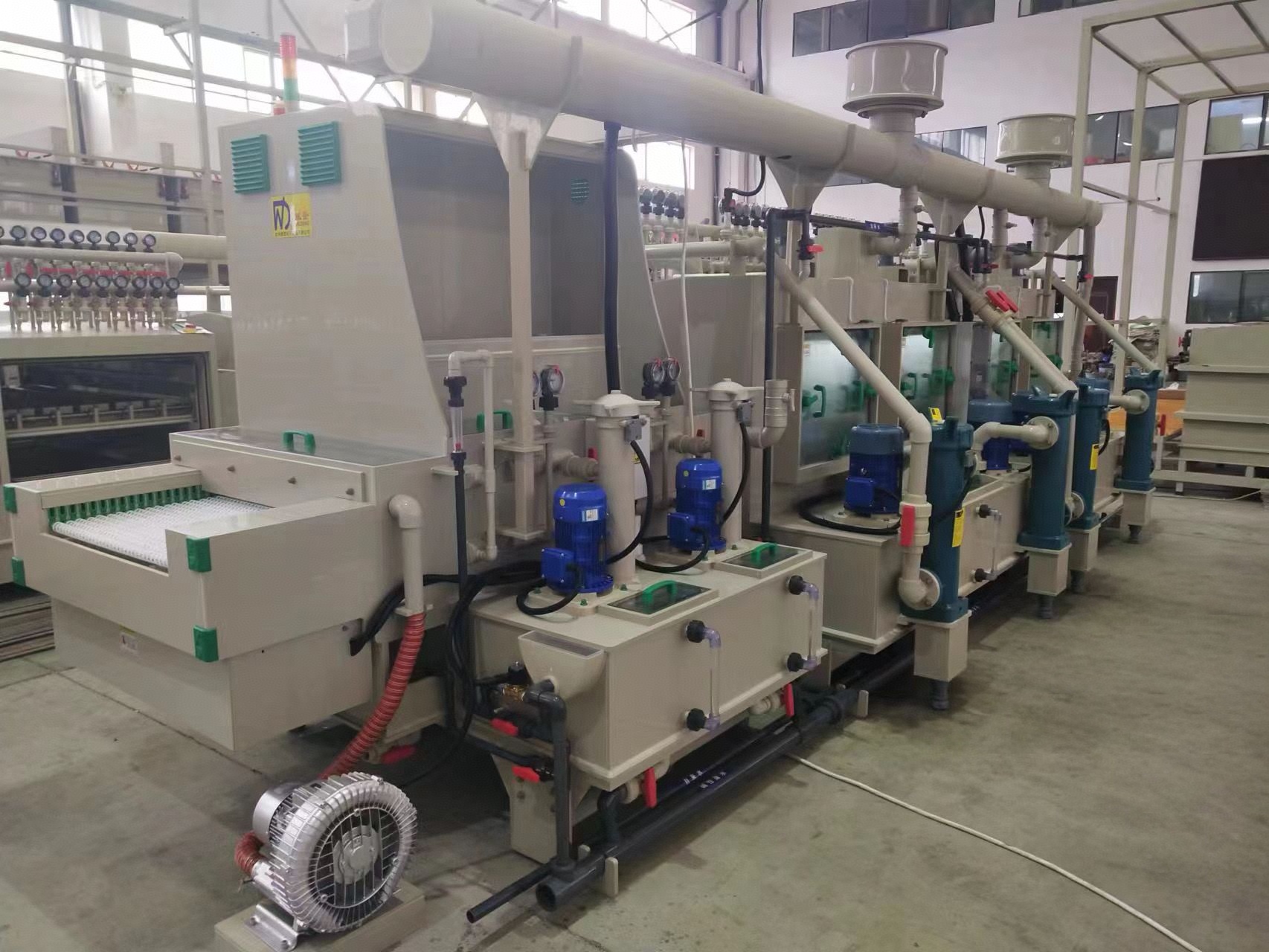 Flexible plate thinning etching machine