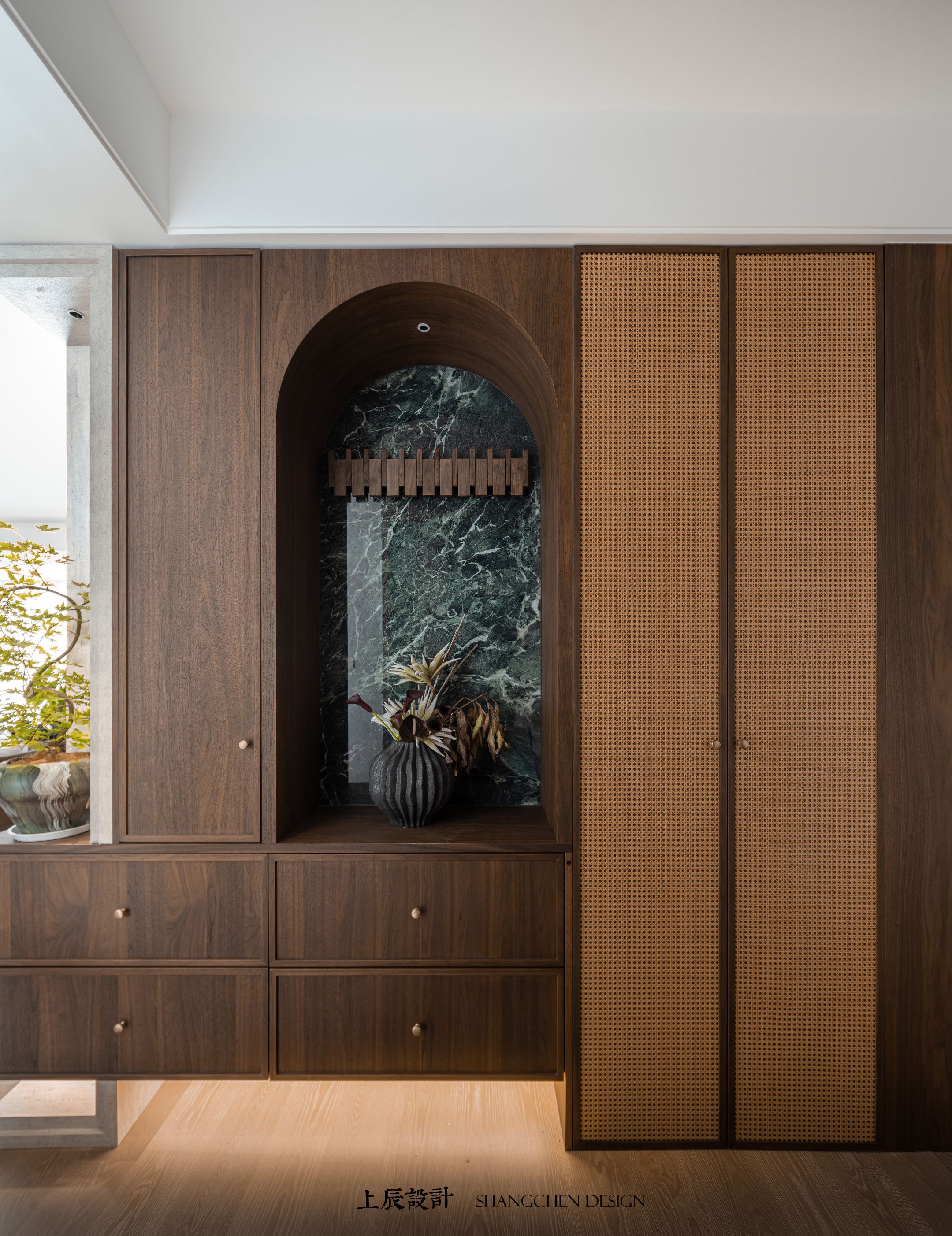 龍宸壹號165平现代中古