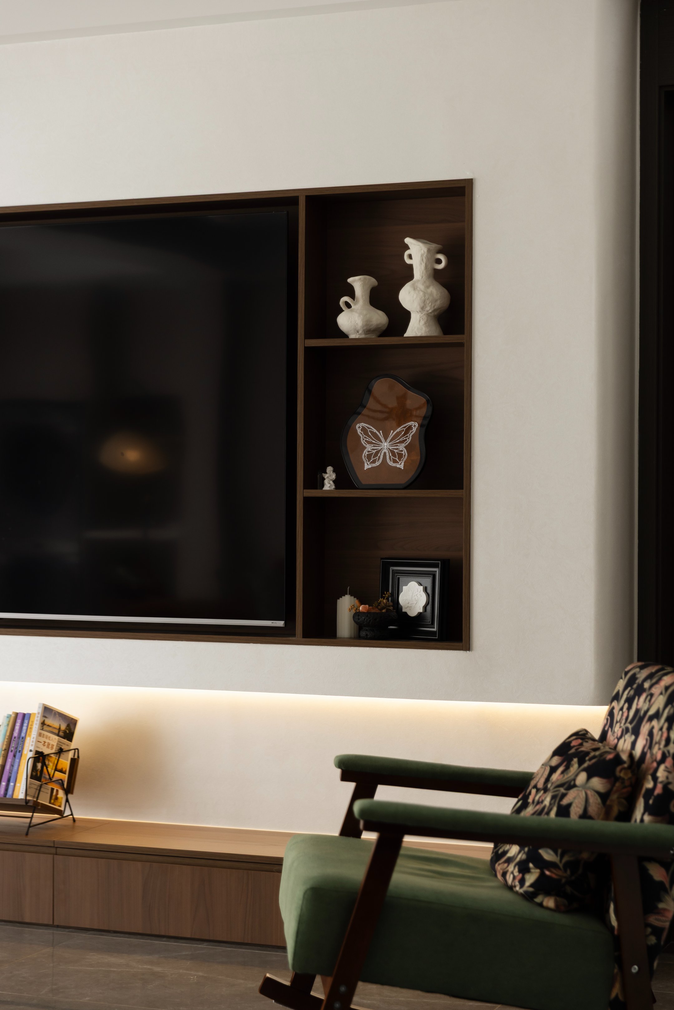 龙湖华盛天曜128平现代中古