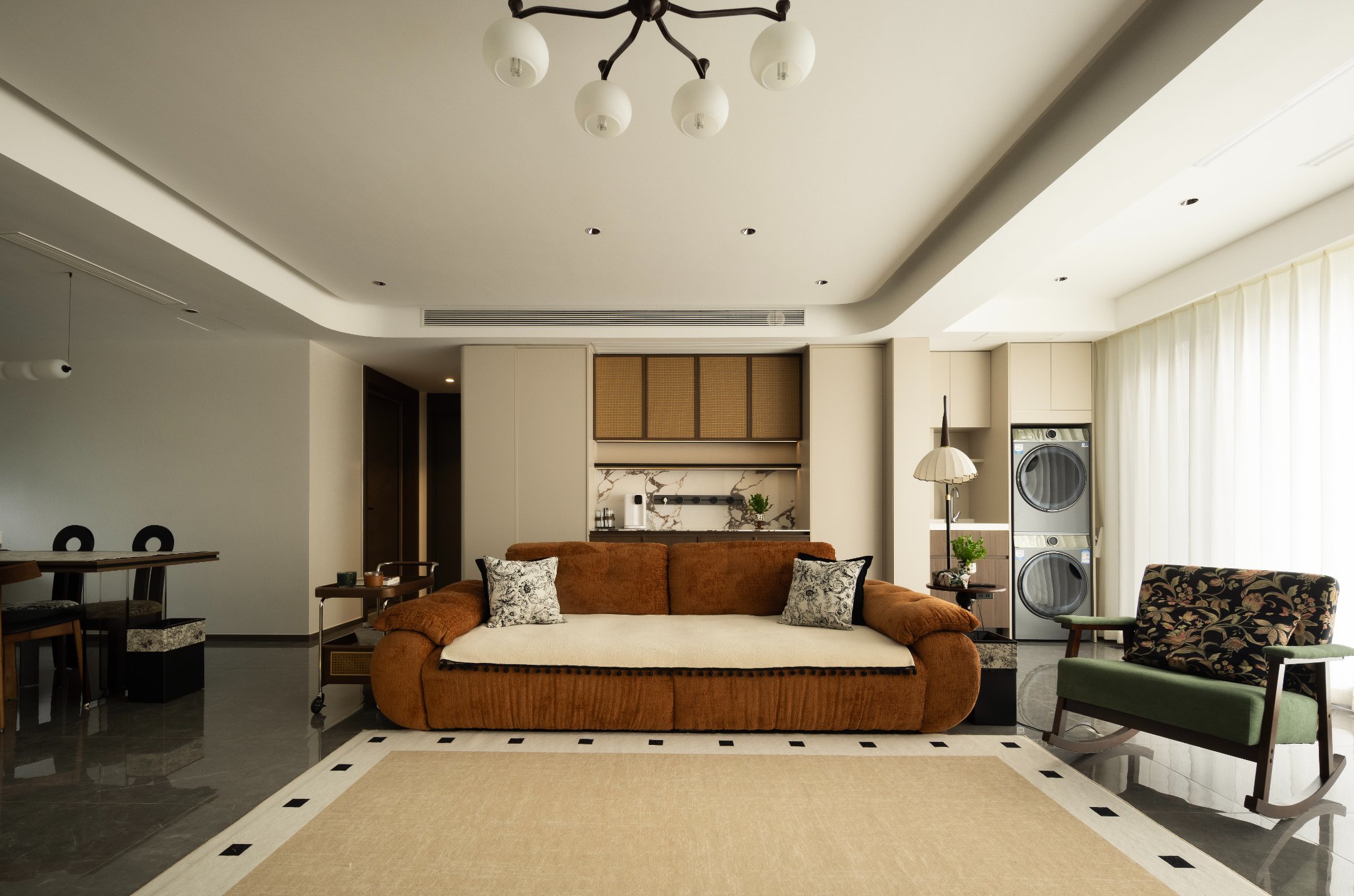 龙湖华盛天曜128平现代中古