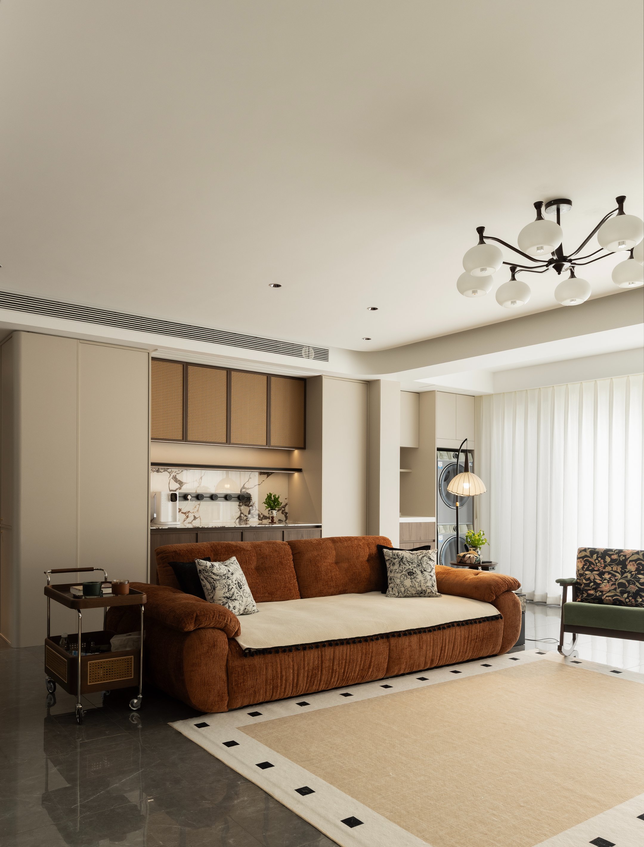 龙湖华盛天曜128平现代中古