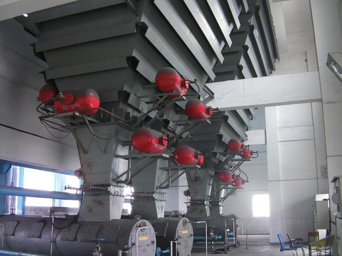 料仓清堵空气炮