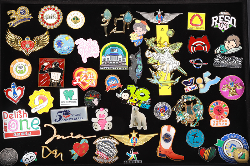 Badges & Nameplates