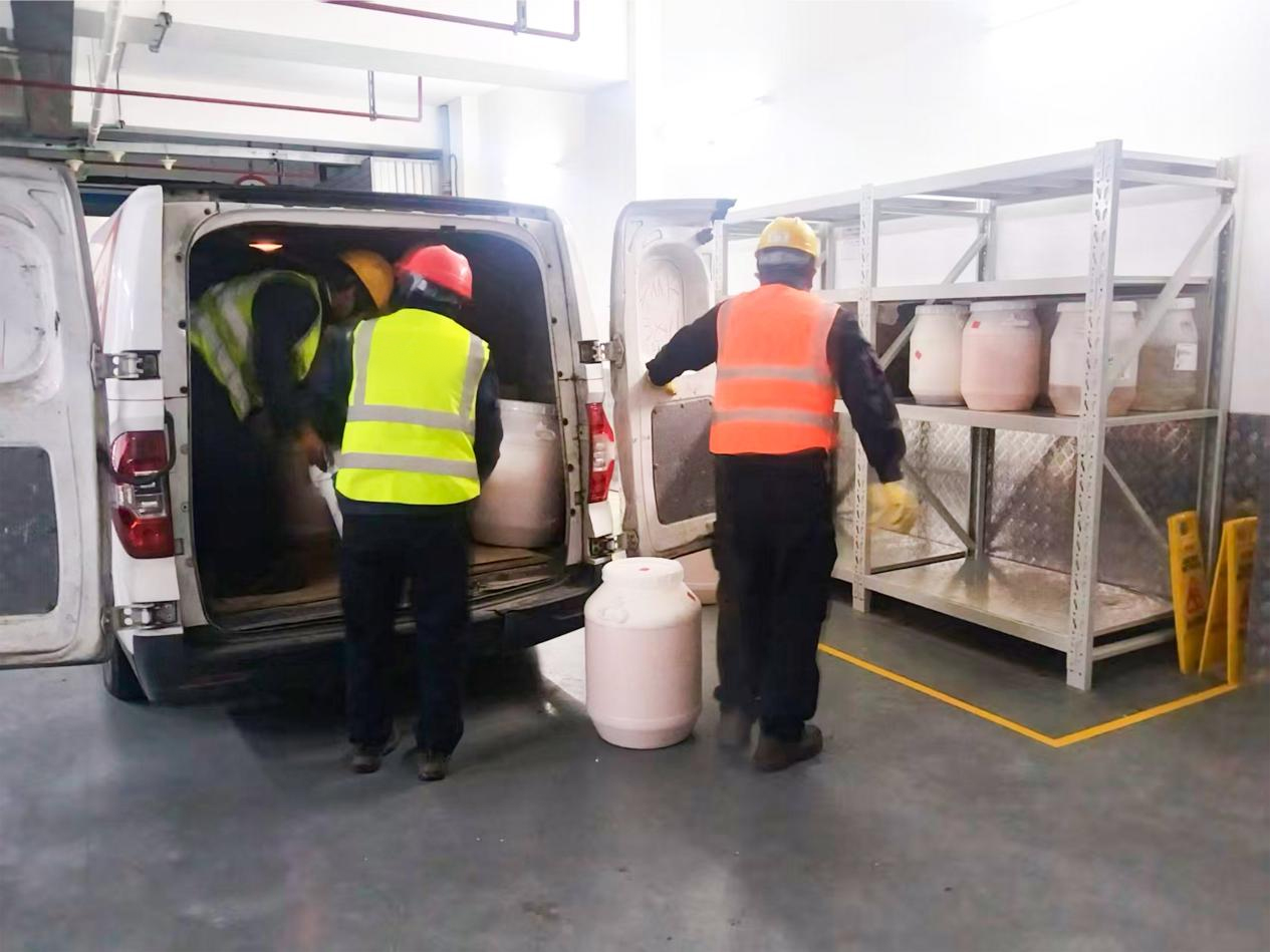 日用品、 垃圾销毁