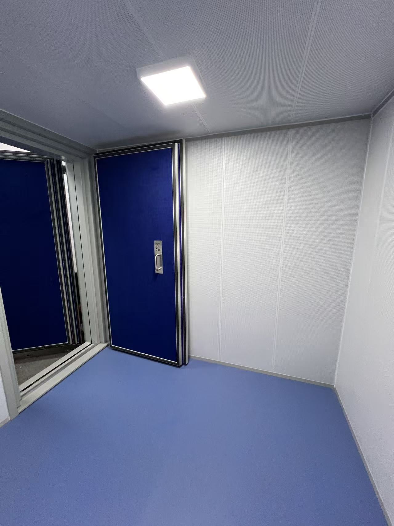 Acoustic isolation room