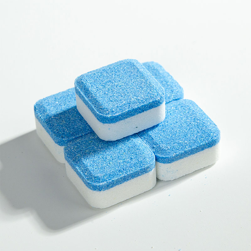 Тёмно-синий и белый