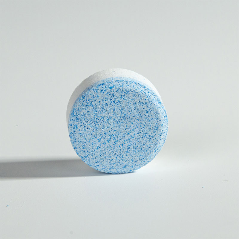 густые синие и белые