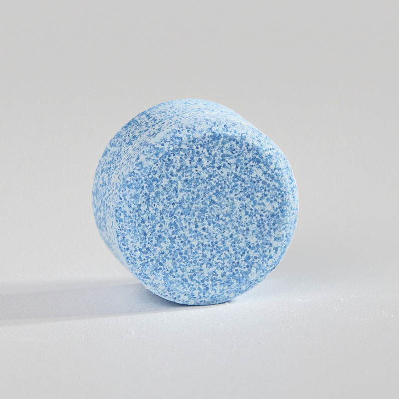 Round, thick, dark blue