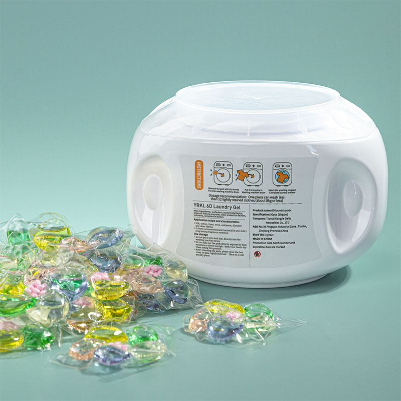 30 бусинок среднего размера