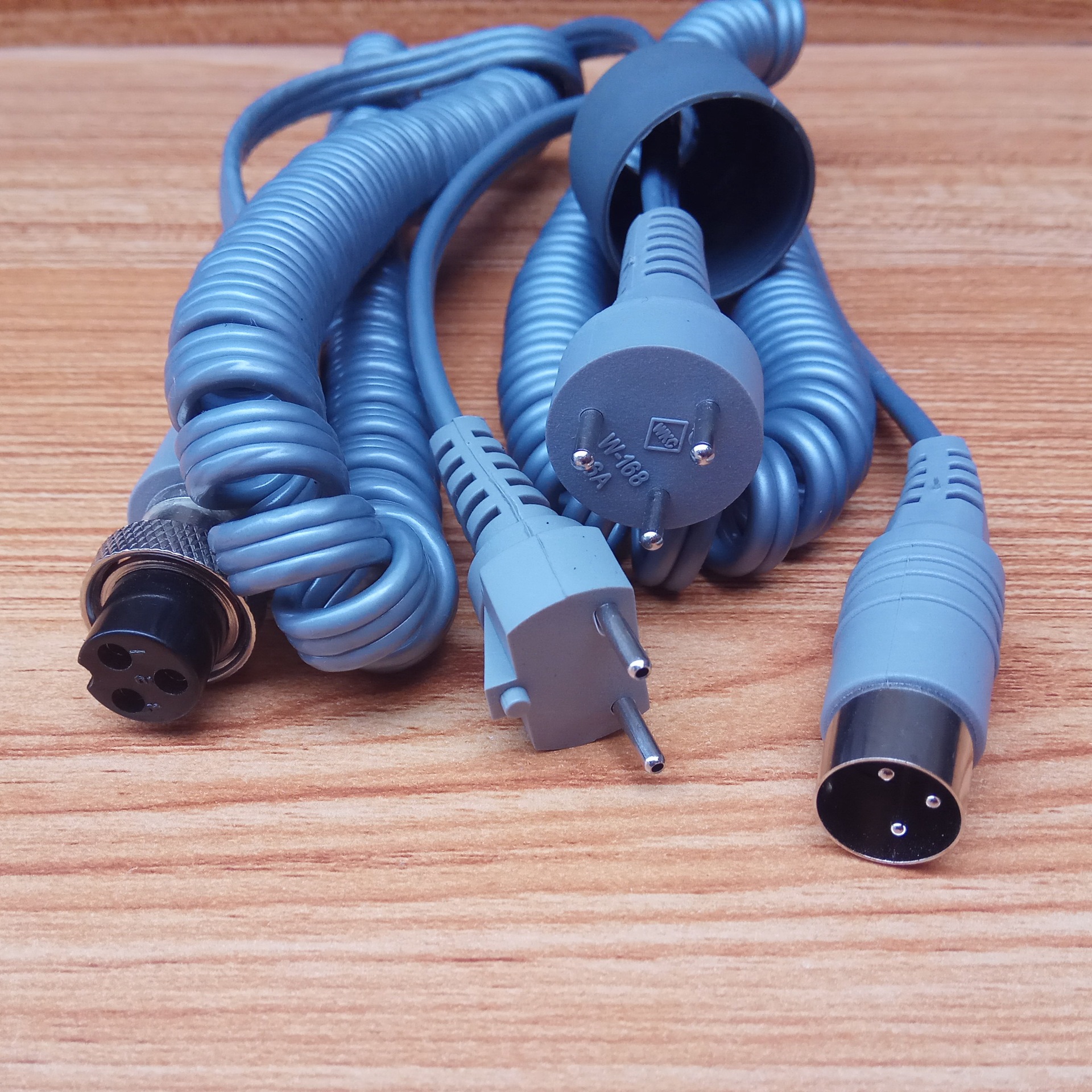 8842925204_2101531742