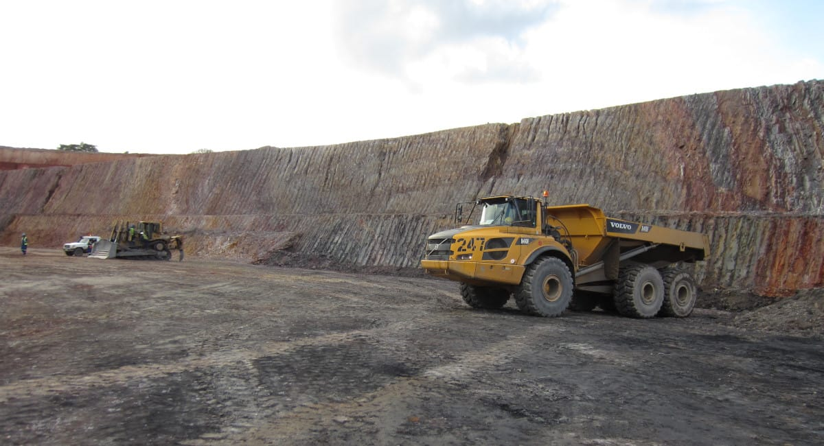 杜阿拉工业园区场地平整土建工程