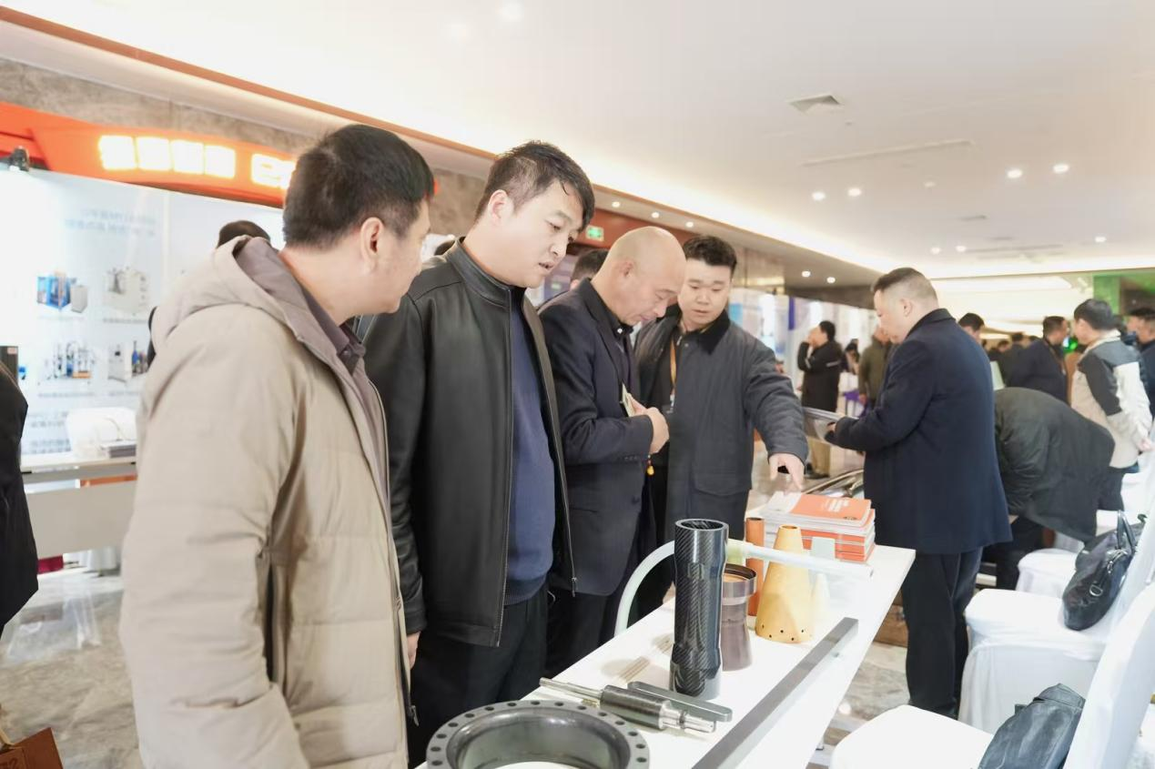 20251224161332_95944