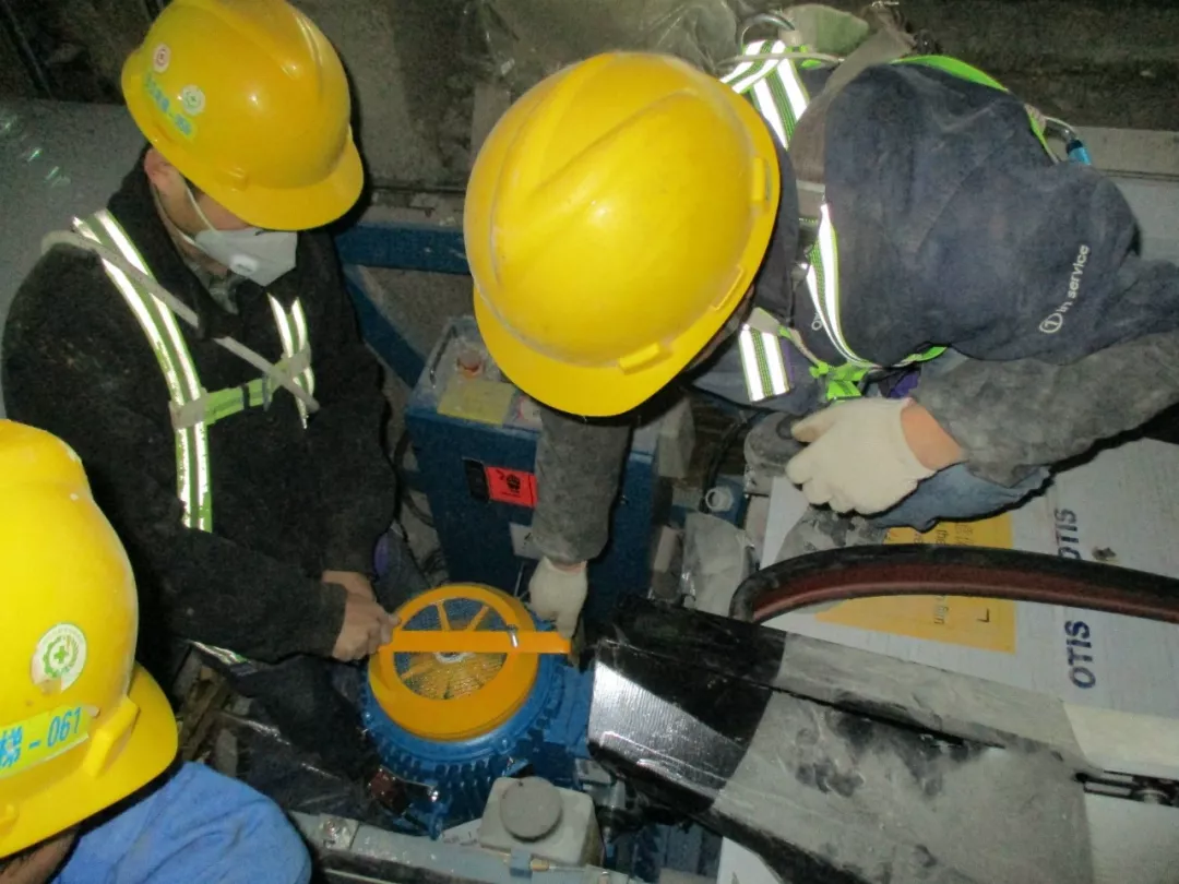 6ed0a5d0fca34fe1ab12693733293660