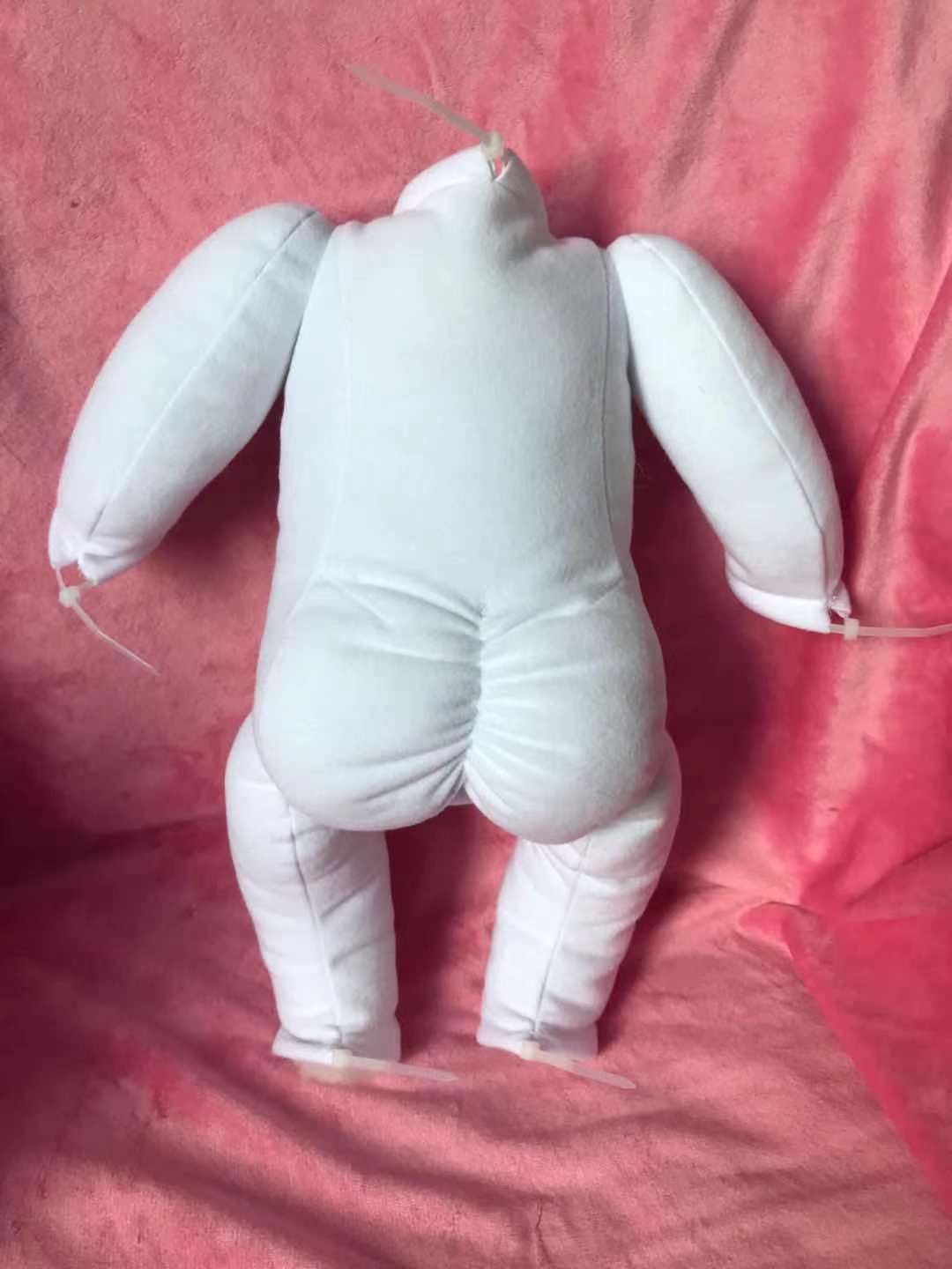 1-4 limbs white color