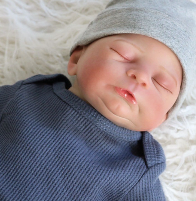 With over two decades of deep-rooted experience in the industry, Mathea Doll leads the way to new heights in reborn doll manufacturing.