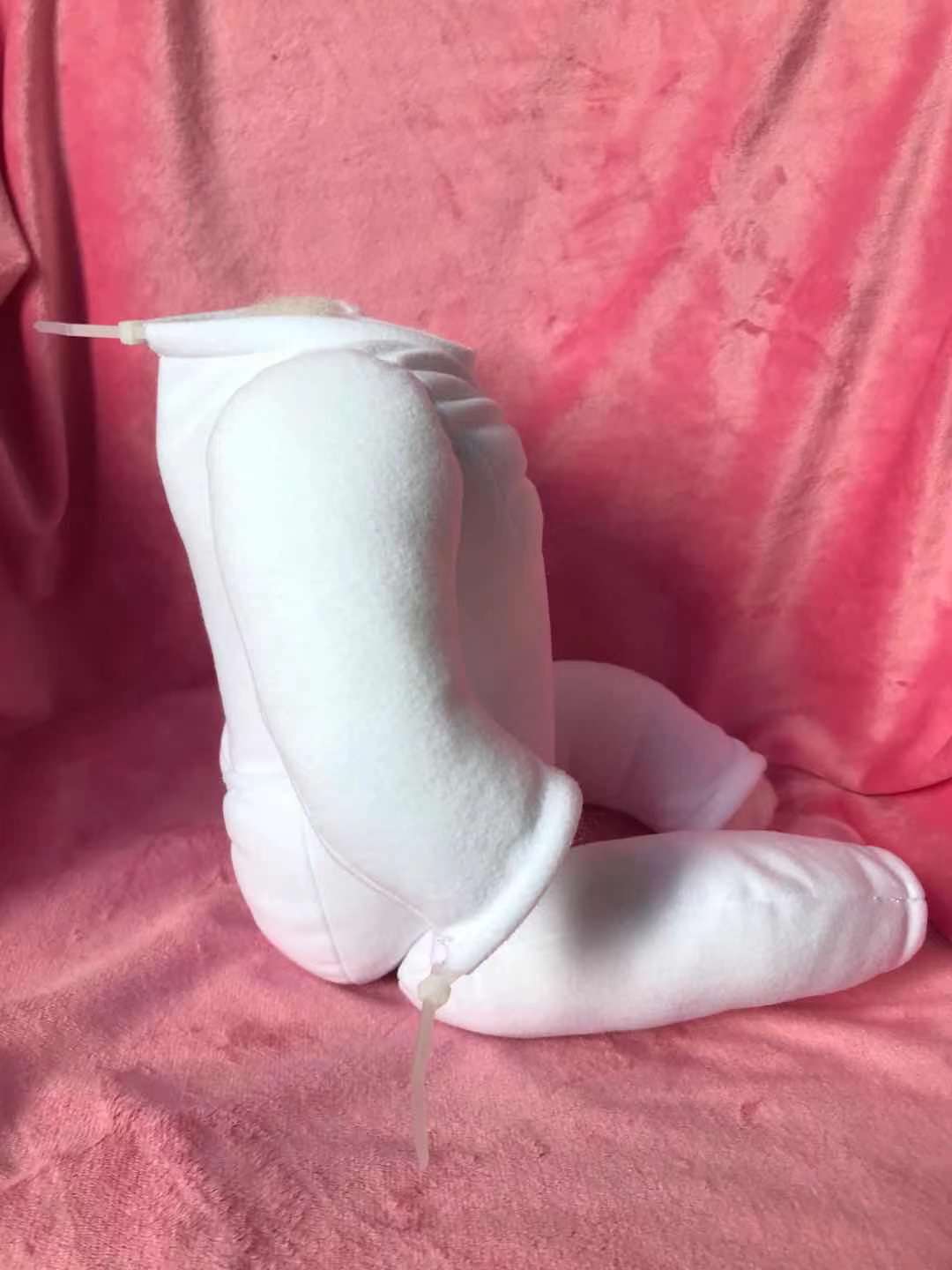 1-4 limbs white color