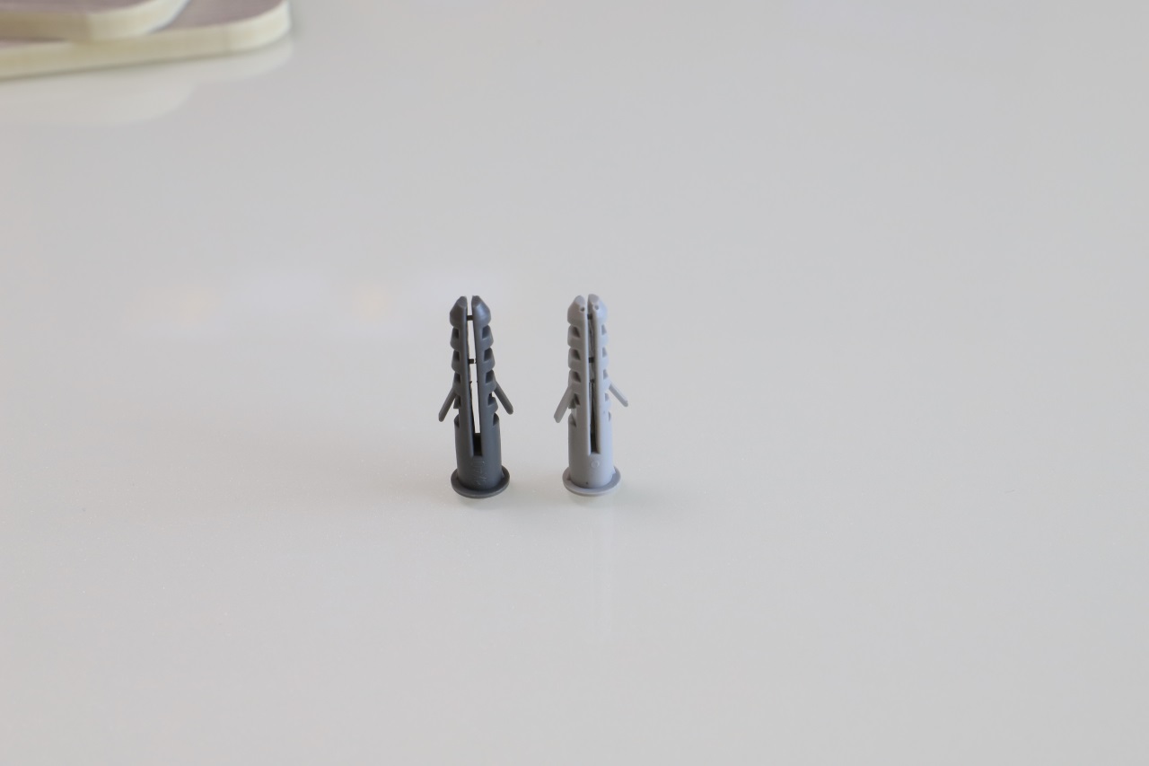 8X40国标戴帽膨胀管