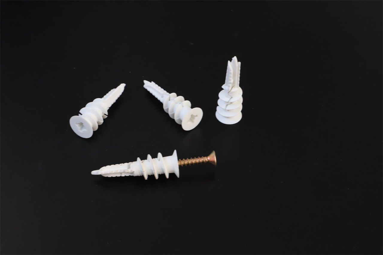 石膏尼龙配钉膨胀管