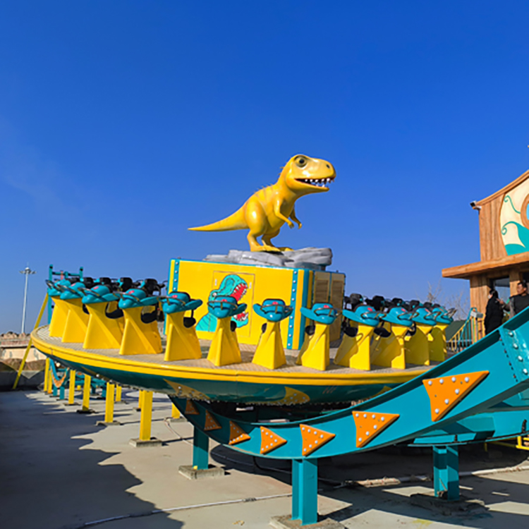 沁阳恐龙园W旋转的士高