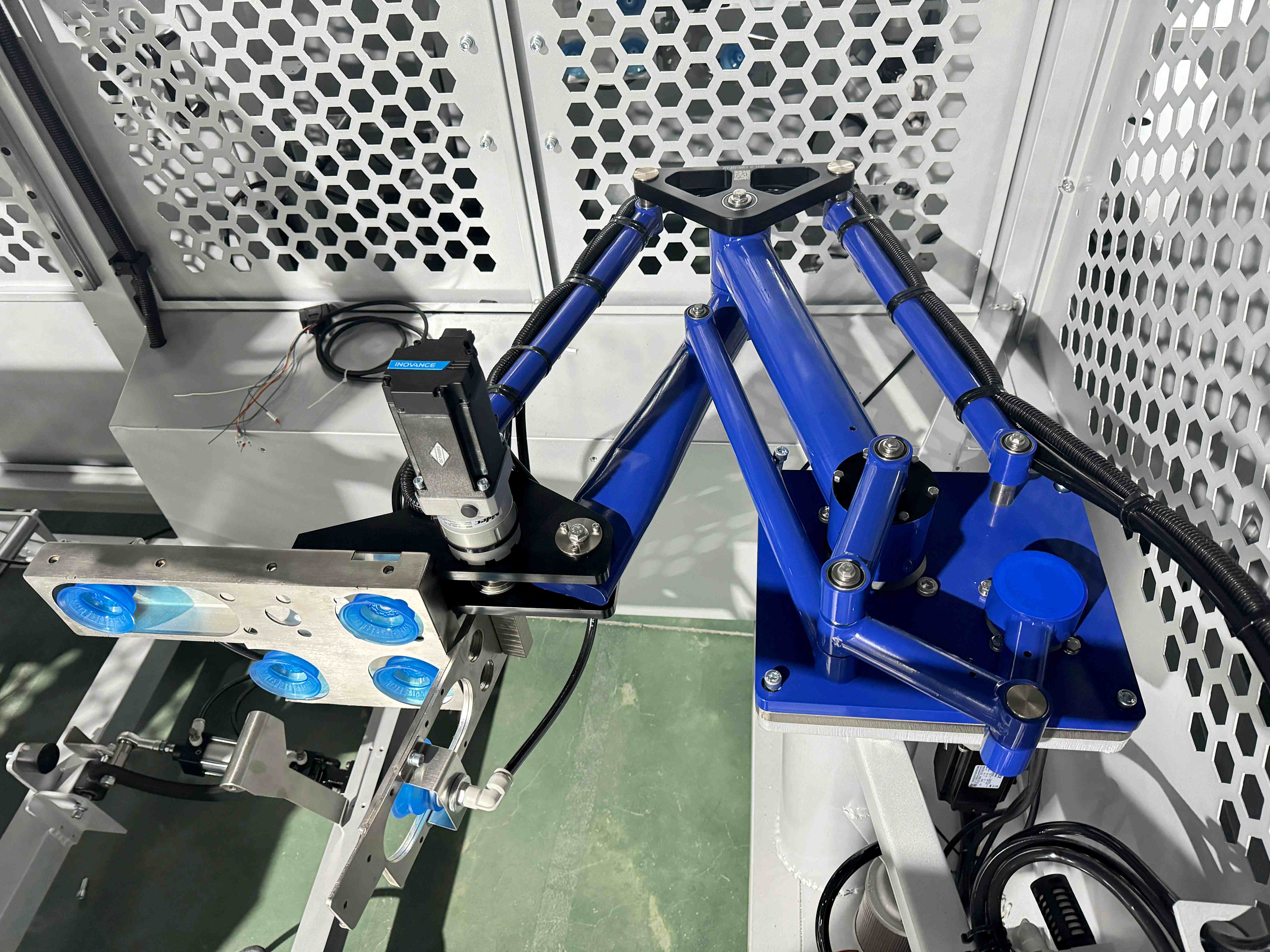 Box opening machine