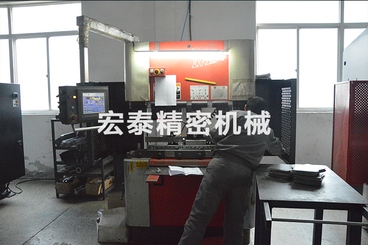 钣金加工设备