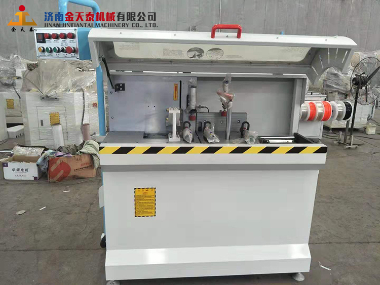 6、铝合金门窗设备厂家